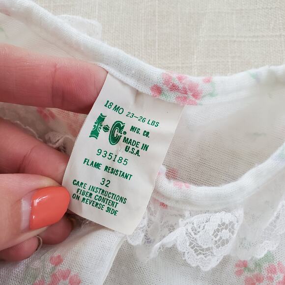 Vintage Floral Footed Pjs 12-18 months - Picture 6 of 7